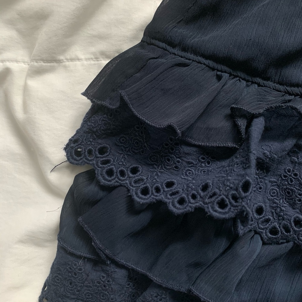 Gilly Hicks Ruffle Skirt - Picture 3 of 4